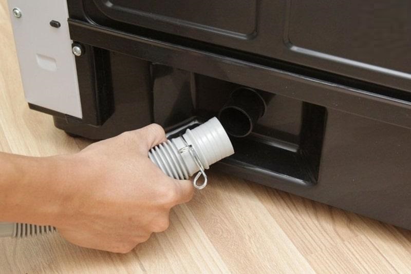 Đường ống dẫn khí bị tắc, hở hoặc thủng